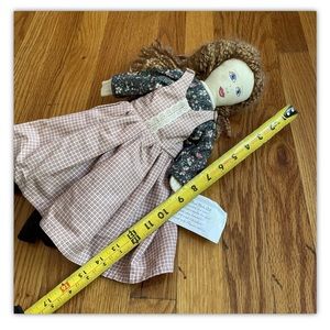 Vintage handmade doll Snowcrest Crafts Vermont Great piece The Hair!!!  (J6
